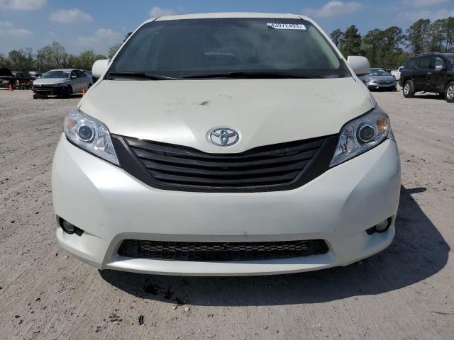Photo 5 from auction – 2015 TOYOTA SIENNA XLE with VIN 5TDYK3DC5FS664447
