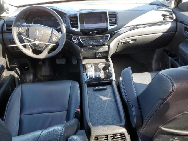 Photo 8 from auction – 2017 HONDA PILOT TOUR with VIN 5FNYF5H92HB026856
