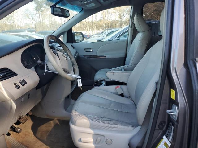 Photo 7 from auction – 2011 TOYOTA SIENNA XLE with VIN 5TDYK3DC5BS133355