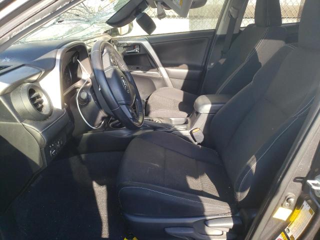 Photo 7 from auction – 2017 TOYOTA RAV4 XLE with VIN JTMWFREV0HJ101787