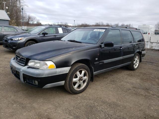 VOLVO V70 XC 2000 with VIN YV1LZ56D4Y2698455 - Photo from auction