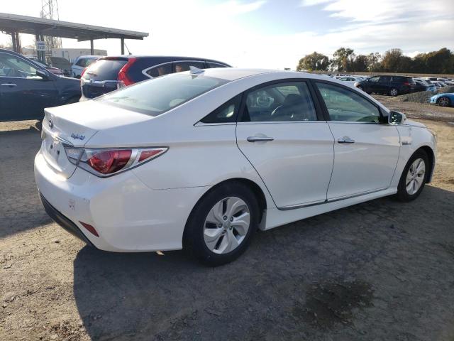 Photo 3 from auction – 2013 HYUNDAI SONATA HYB with VIN KMHEC4A4XDA075676
