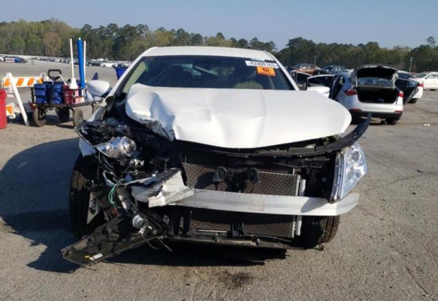 Photo 5 from auction – 2016 HYUNDAI AZERA with VIN KMHFG4JG6GA569265