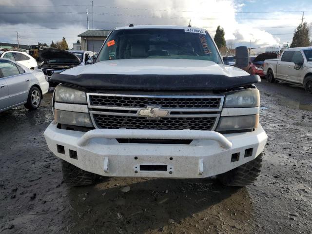 Photo 5 from auction – 2005 CHEVROLET SILVERADO with VIN 1GCHK23215F902943