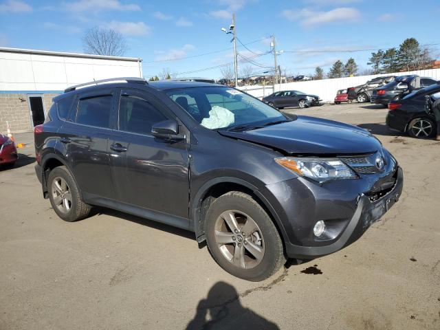 Photo 4 from auction – 2015 TOYOTA RAV4 XLE with VIN JTMRFREV4FD104264