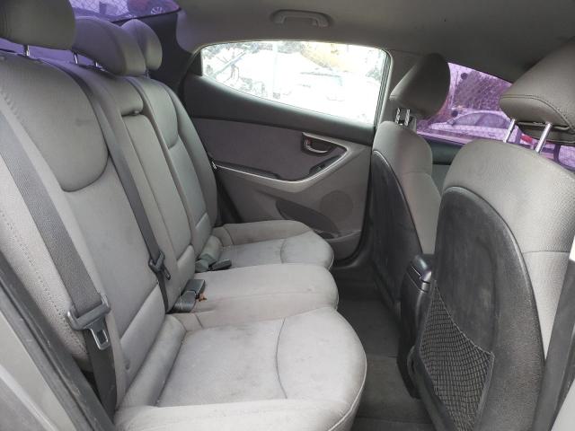 Photo 10 from auction – 2012 HYUNDAI ELANTRA GL with VIN 5NPDH4AE0CH127429