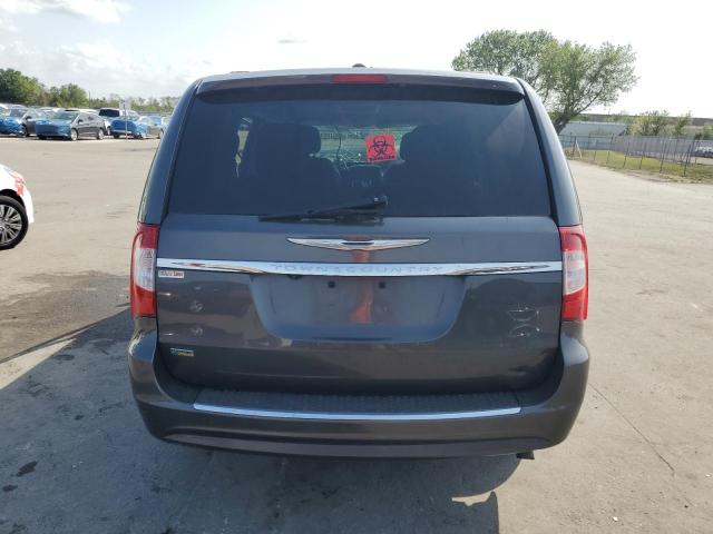 Photo 6 from auction – 2016 CHRYSLER TOWN & COU with VIN 2C4RC1BG1GR230113