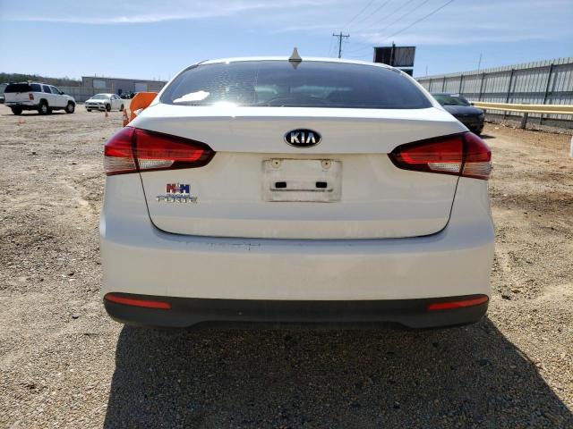 Photo 6 from auction – 2017 KIA FORTE LX with VIN 3KPFK4A74HE065539