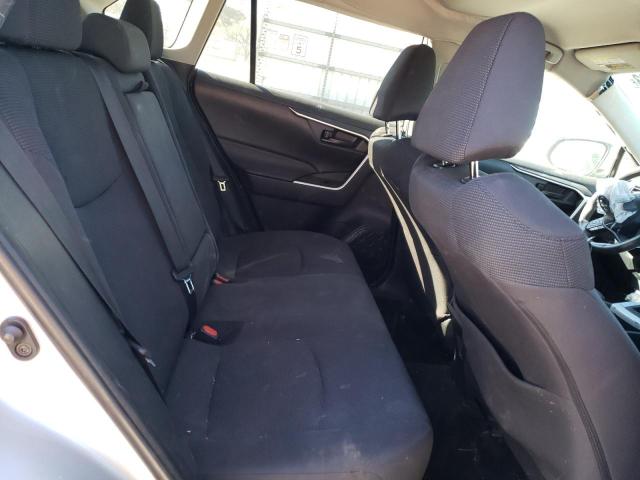Photo 11 from auction – 2020 TOYOTA RAV4 LE with VIN 2T3F1RFVXLW099053