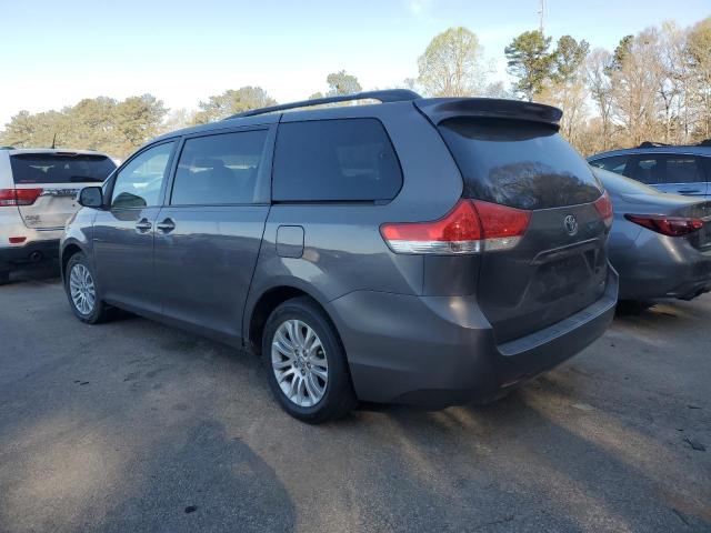 Photo 2 from auction – 2011 TOYOTA SIENNA XLE with VIN 5TDYK3DC5BS133355