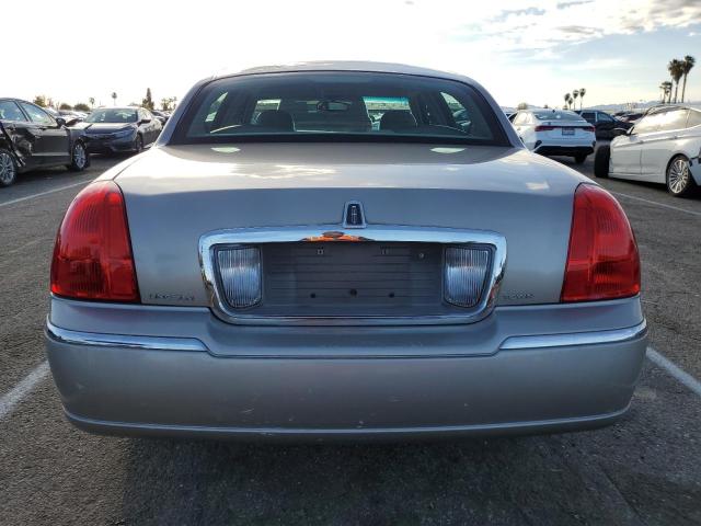 Photo 6 from auction – 2003 LINCOLN TOWN CAR E with VIN 1LNHM81W23Y682647