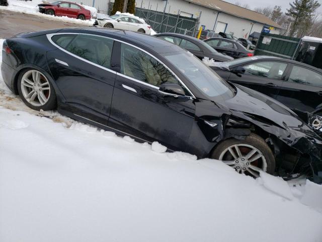 Photo 4 from auction – 2013 TESLA MODEL S with VIN 5YJSA1CN0DFP04466
