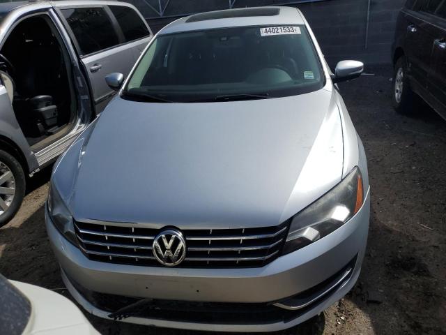Photo 5 from auction – 2014 VOLKSWAGEN PASSAT SE with VIN 1VWBN7A34EC083592