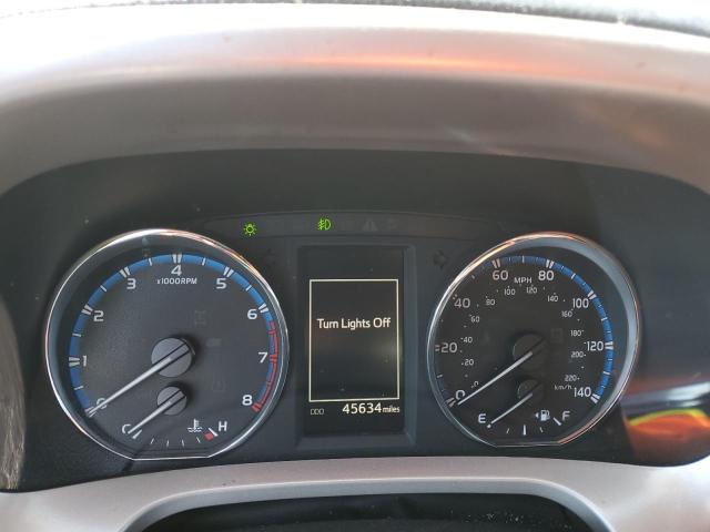 Photo 9 from auction – 2018 TOYOTA RAV4 LIMIT with VIN 2T3DFREV1JW793170