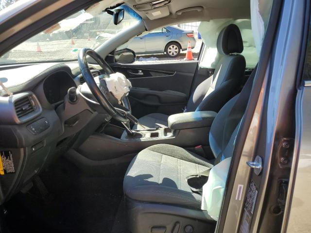 Photo 7 from auction – 2016 KIA SORENTO LX with VIN 5XYPGDA31GG027996