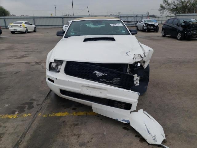 Photo 5 from auction – 2005 FORD MUSTANG with VIN 1ZVFT84N855254147