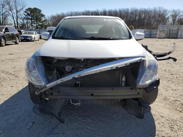 Photo 5 from auction – 2017 NISSAN VERSA S with VIN 3N1CN7AP2HK464899
