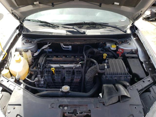 Photo 11 from auction – 2013 CHRYSLER 200 LX with VIN 1C3CCBAB2DN691934
