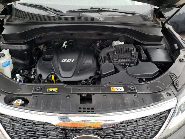 Photo 12 from auction – 2014 KIA SORENTO LX with VIN 5XYKT3A64EG477486