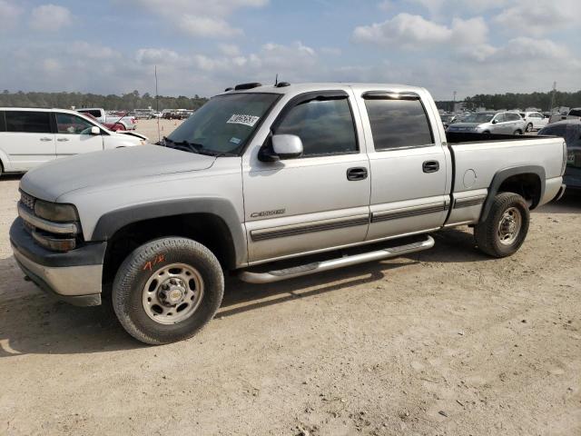 CHEVROLET SILVERADO 2002 with VIN 1GCGC13U52F115915 - Photo from auction