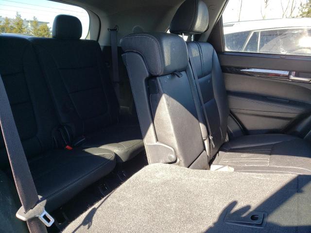 Photo 11 from auction – 2014 KIA SORENTO SX with VIN 5XYKWDA72EG537769