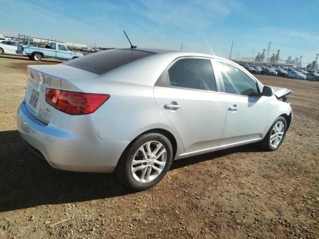 Фото 3 с аукциона – 2012 KIA FORTE EX с VIN KNAFU4A20C5608207