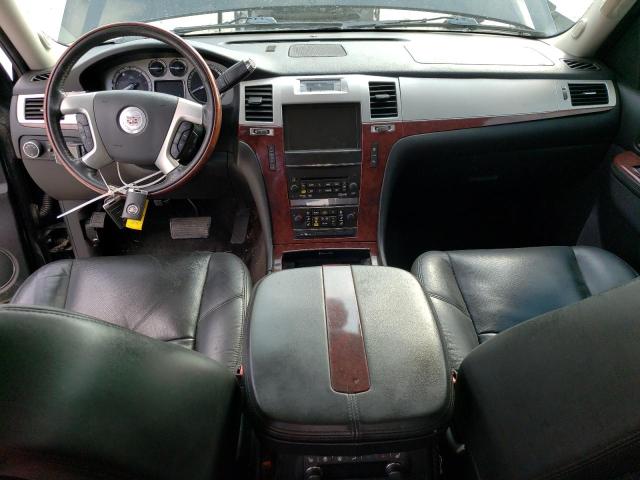 Photo 8 from auction – 2011 CADILLAC ESCALADE L with VIN 1GYS4BEF5BR281596