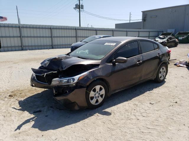 KIA FORTE LX 2018 with VIN 3KPFK4A76JE190709 - Photo from auction