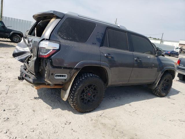 Photo 3 from auction – 2018 TOYOTA 4RUNNER SR with VIN JTEBU5JR6J5589255