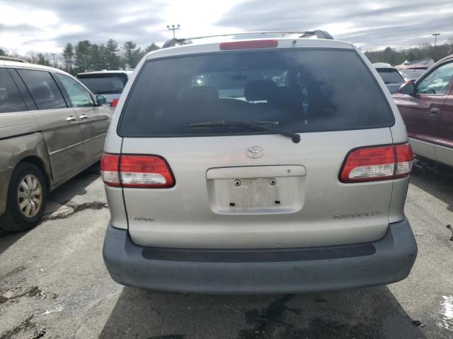 Photo 6 from auction – 2002 TOYOTA SIENNA CE with VIN 4T3ZF19C02U433910