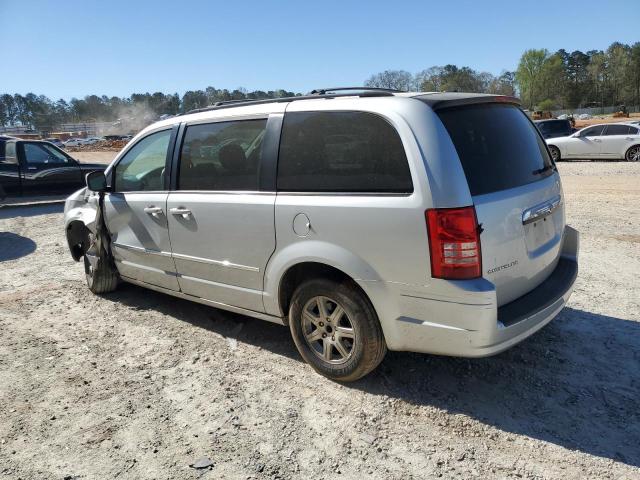 Photo 2 from auction – 2010 CHRYSLER TOWN & COU with VIN 2A4RR5D14AR102755