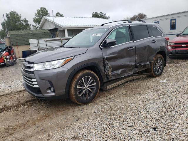 TOYOTA HIGHLANDER 2018 with VIN 5TDJZRFH5JS538638 - Photo from auction