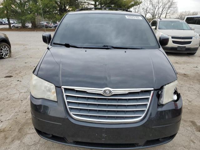 Photo 5 from auction – 2010 CHRYSLER TOWN & COU with VIN 2A4RR5D11AR253133