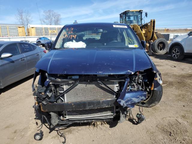 Photo 5 from auction – 2016 CHRYSLER TOWN & COU with VIN 2C4RC1BG1GR165540