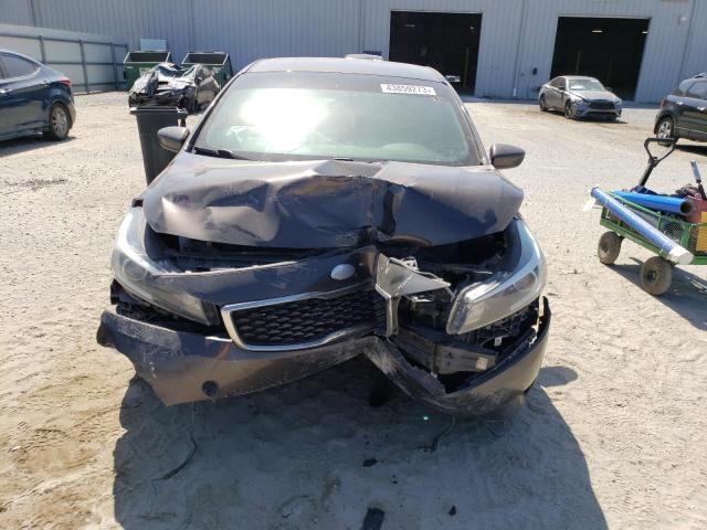 Photo 5 from auction – 2018 KIA FORTE LX with VIN 3KPFK4A76JE190709