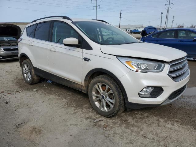 Photo 4 from auction – 2017 FORD ESCAPE SE with VIN 1FMCU9G9XHUF04288