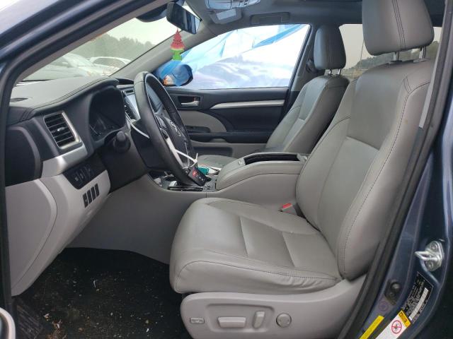 Photo 7 from auction – 2018 TOYOTA HIGHLANDER with VIN 5TDKZRFH2JS276260