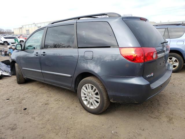 Photo 2 from auction – 2010 TOYOTA SIENNA XLE with VIN 5TDDK4CC8AS031102