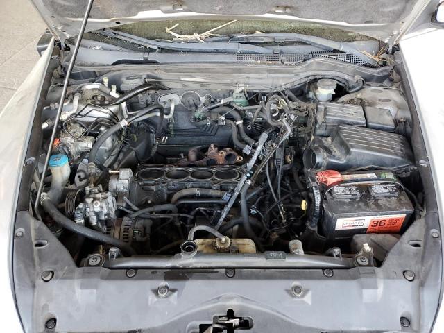 Photo 11 from auction – 2003 HONDA ACCORD LX with VIN JHMCM56323C033471