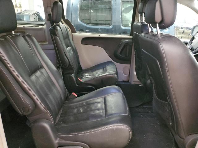 Photo 11 from auction – 2012 CHRYSLER TOWN & COU with VIN 2C4RC1CG1CR150397