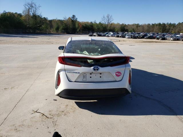 Photo 6 from auction – 2018 TOYOTA PRIUS PRIM with VIN JTDKARFP0J3093147