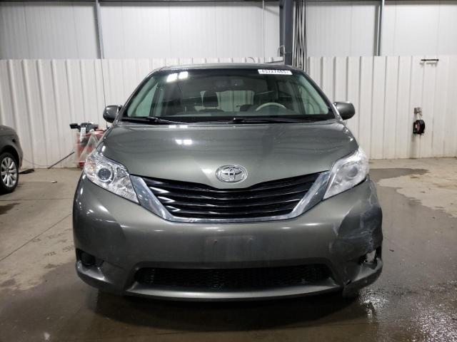 Photo 5 from auction – 2013 TOYOTA SIENNA LE with VIN 5TDKK3DC0DS334119
