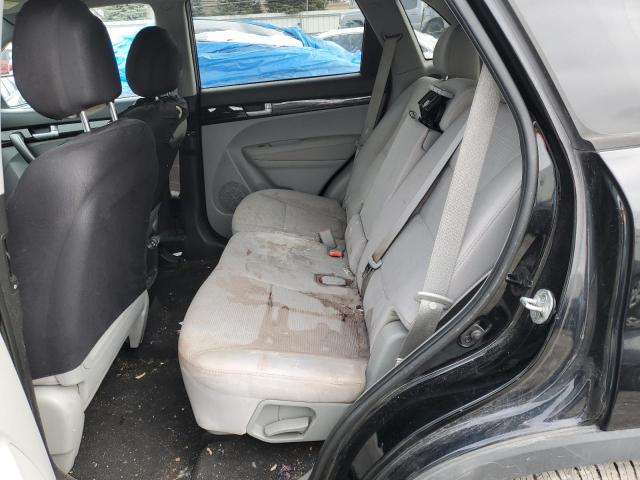 Photo 11 from auction – 2015 KIA SORENTO LX with VIN 5XYKTCA68FG569654