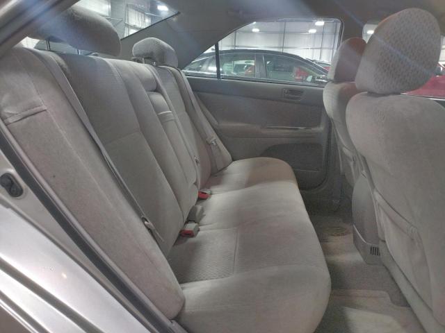 Photo 10 from auction – 2004 TOYOTA CAMRY with VIN 4T1BE32K84U902433