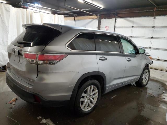 Photo 3 from auction – 2015 TOYOTA HIGHLANDER with VIN 5TDBKRFH0FS126093