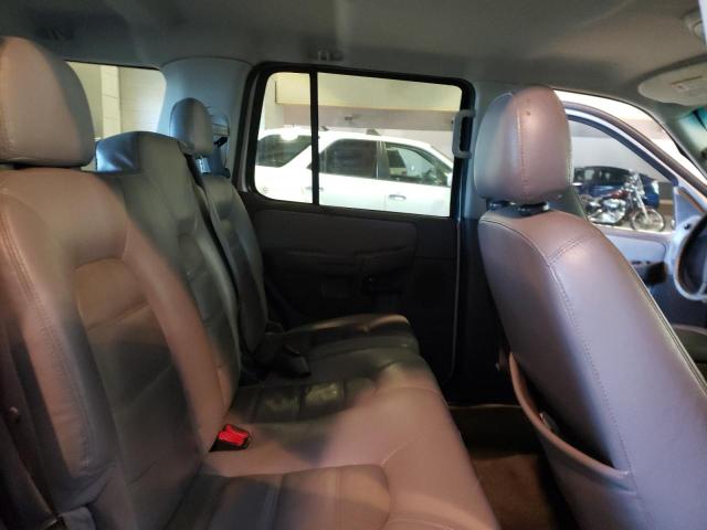 Photo 11 from auction – 2005 FORD EXPLORER X with VIN 1FMZU73K35UA74459