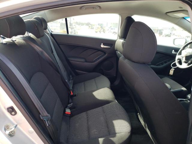 Photo 10 from auction – 2017 KIA FORTE LX with VIN 3KPFK4A75HE136280