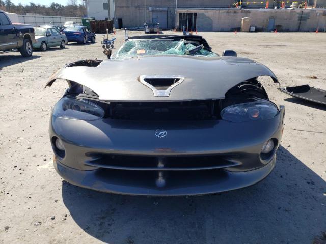 Photo 5 from auction – 2002 DODGE VIPER RT-1 with VIN 1B3ER65E82V100888