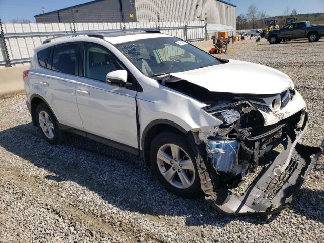 Photo 4 from auction – 2014 TOYOTA RAV4 XLE with VIN JTMWFREV7EJ008261