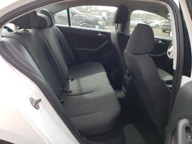 Photo 10 from auction – 2015 VOLKSWAGEN JETTA BASE with VIN 3VW2K7AJ5FM201642